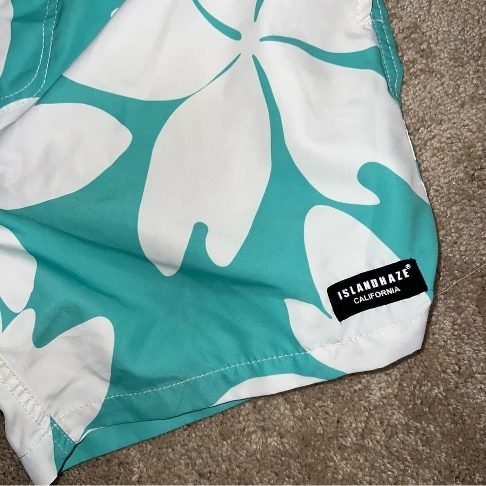 Islandhaze California Men's 6'' Volley Swim Shorts Clover Size Small